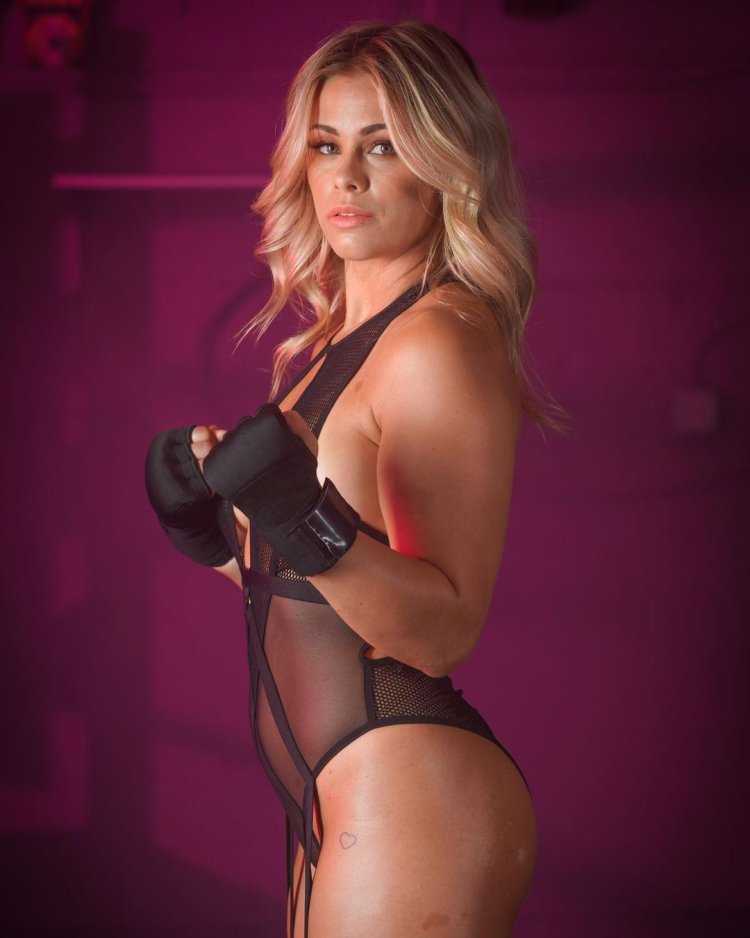 Пейдж боец девушка