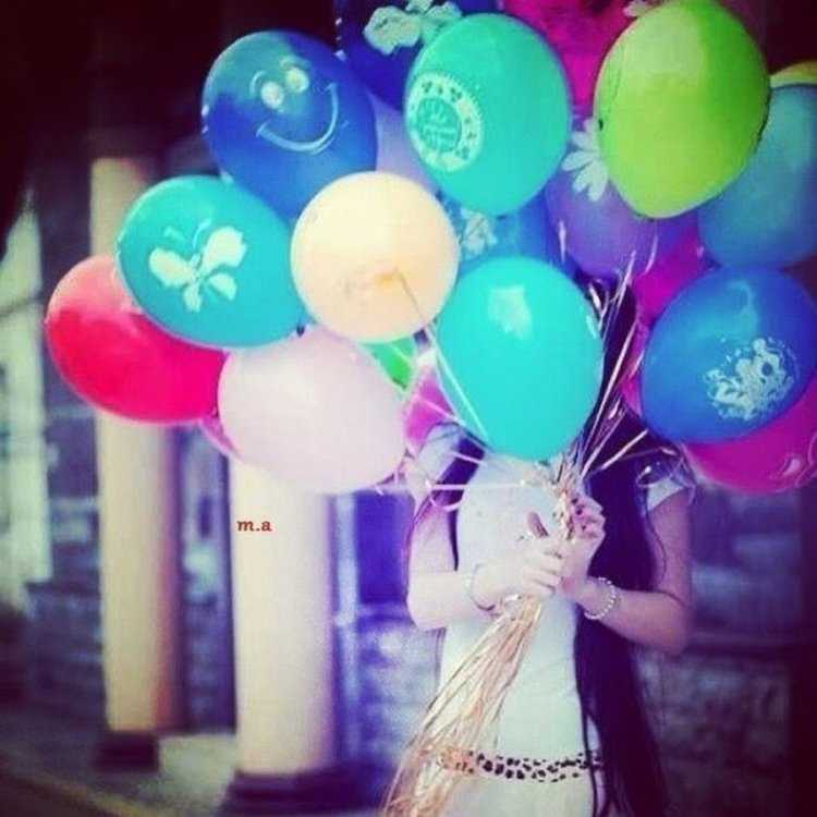 Девушка с воздушными шарами