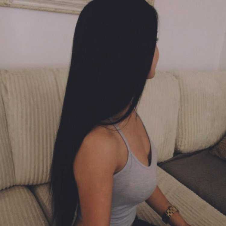 Брюнетки с длинными волосами без лица