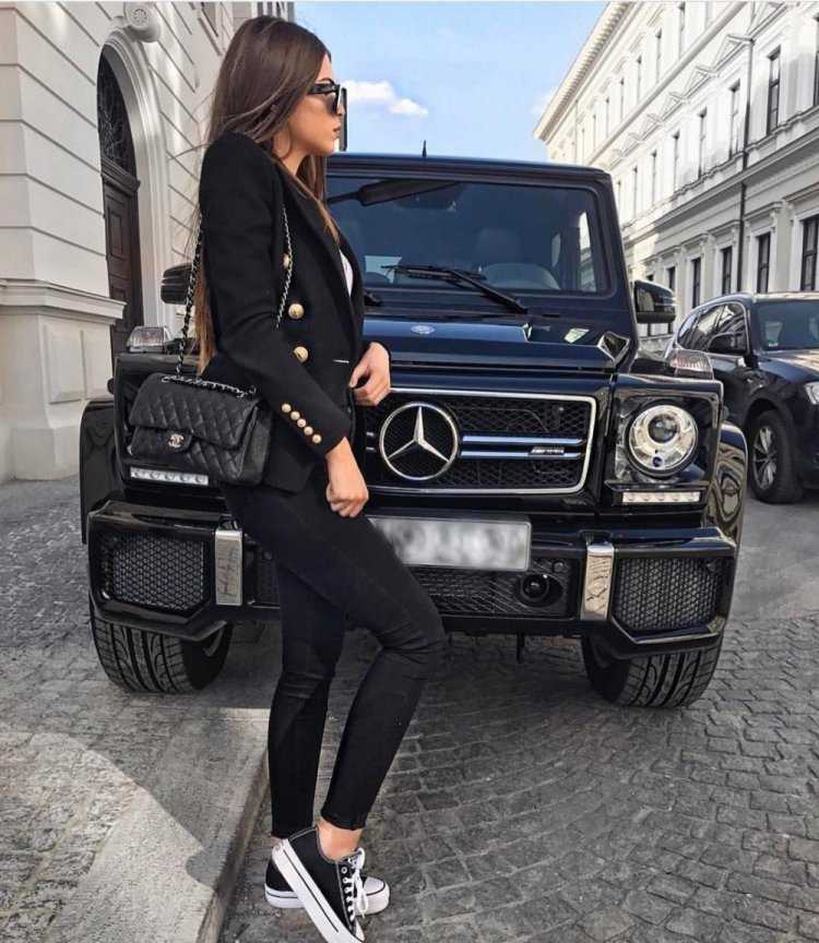 Mercedes Решетовой — красивая богиня, искушающая своим очарованием