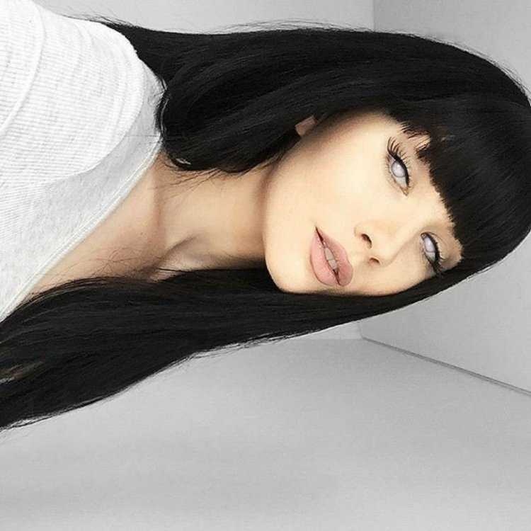 Обвораживающие черные волосы, приковывающие взгляд к своей красоте