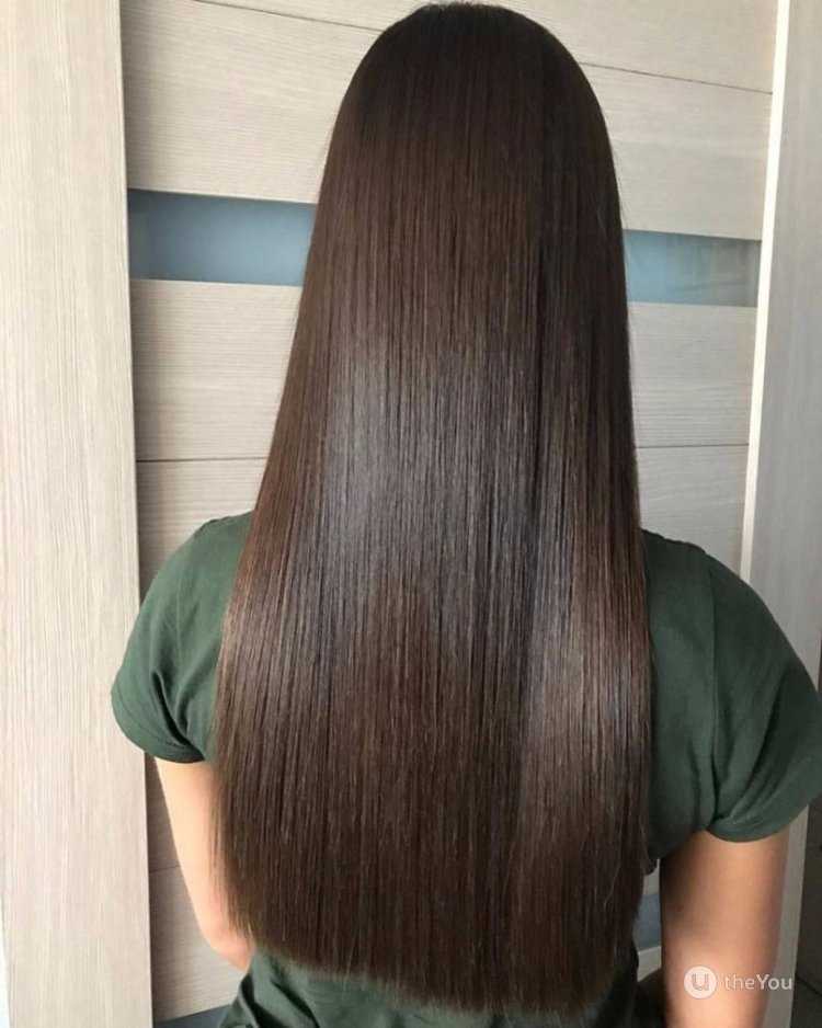 Темно каштановые прямые волосы