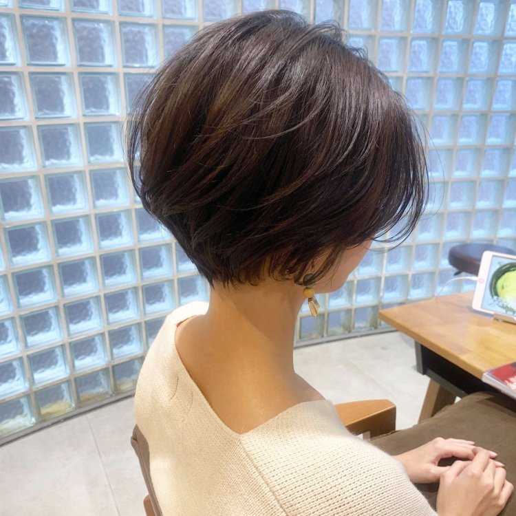 Корейская стрижка Боб затылок