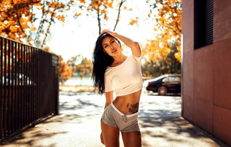 Miro Hofmann в шортах