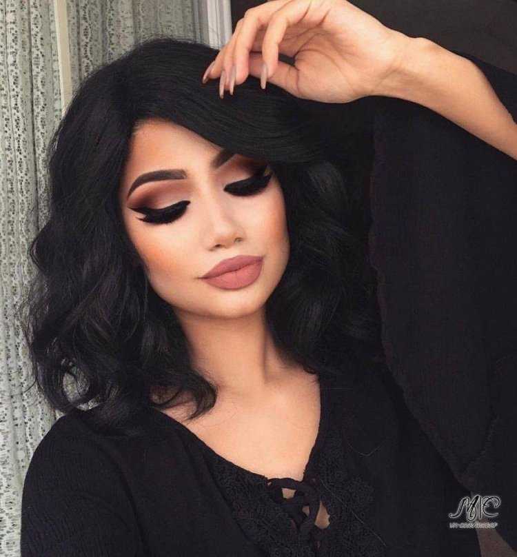 Красивый макияж для брюнеток