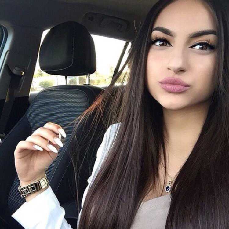 Айша Мирзоева