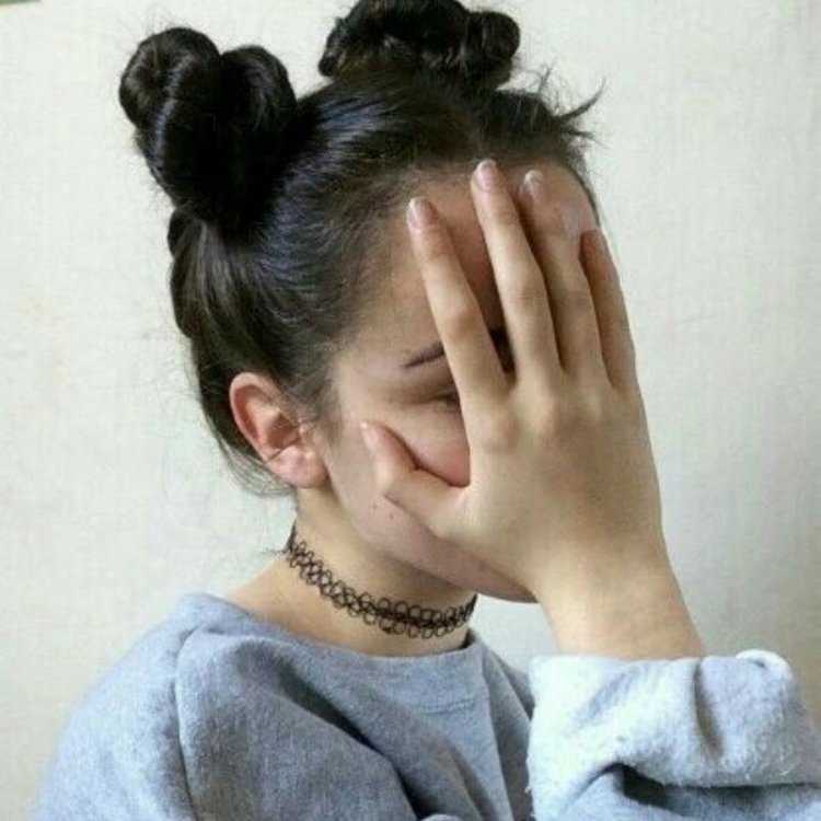 Фотосессия с пучком на голове