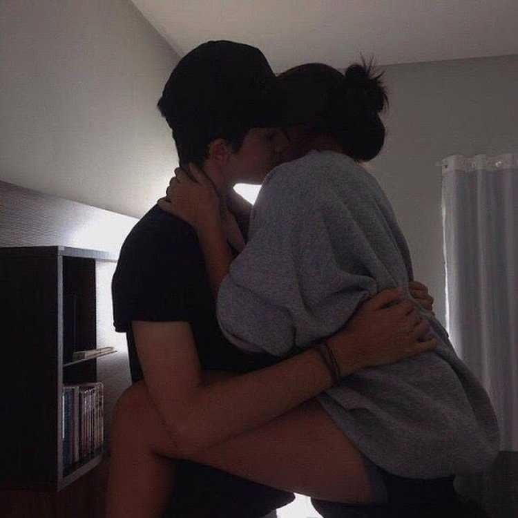 Пейтон мурмайер целуется