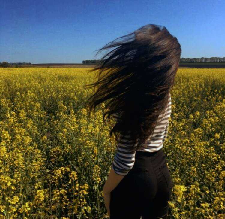 Природа Россия брюнетка без лица