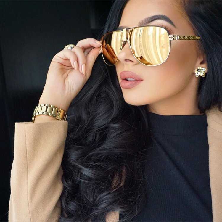 Девушка стильная брюнетка9