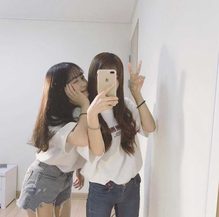 Корейские девушки лучшие подруги