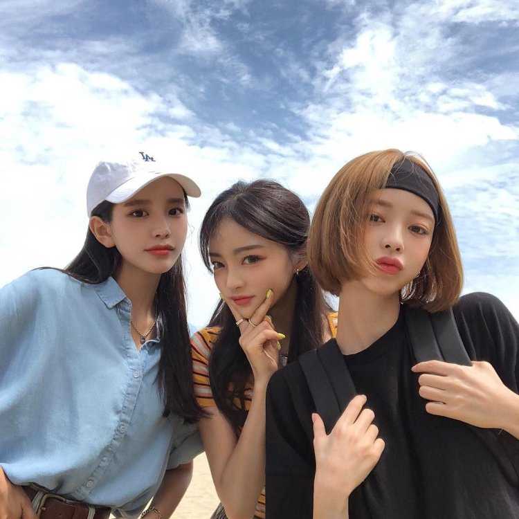 Кореянки подруги