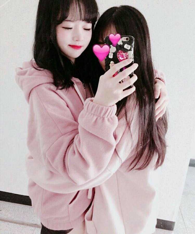 Кореянки подружки