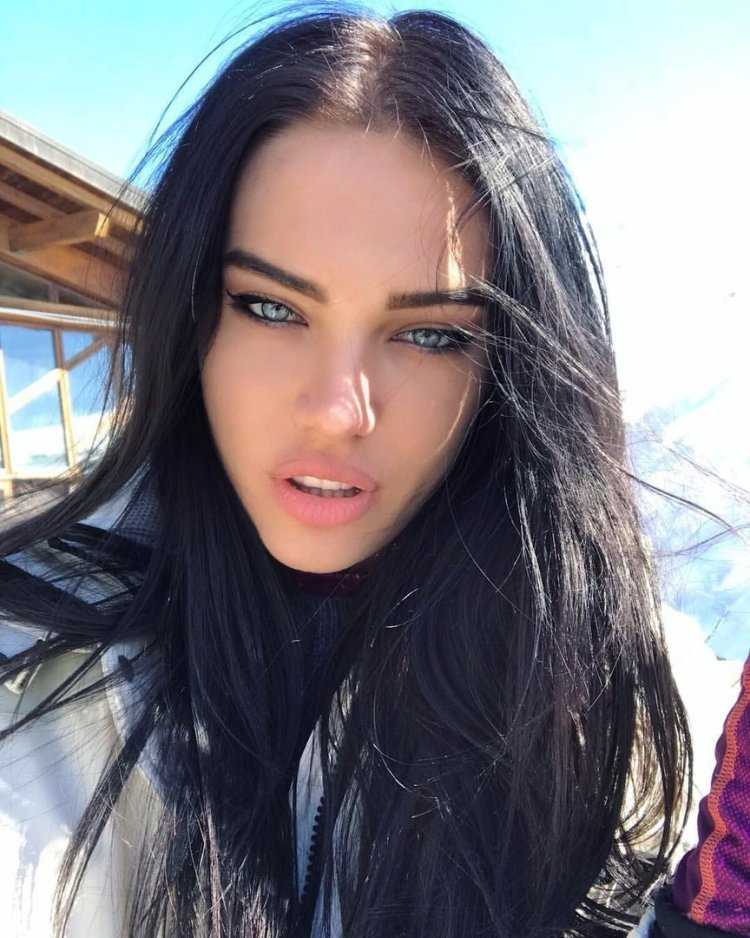 Дарья Деревянкина селфи