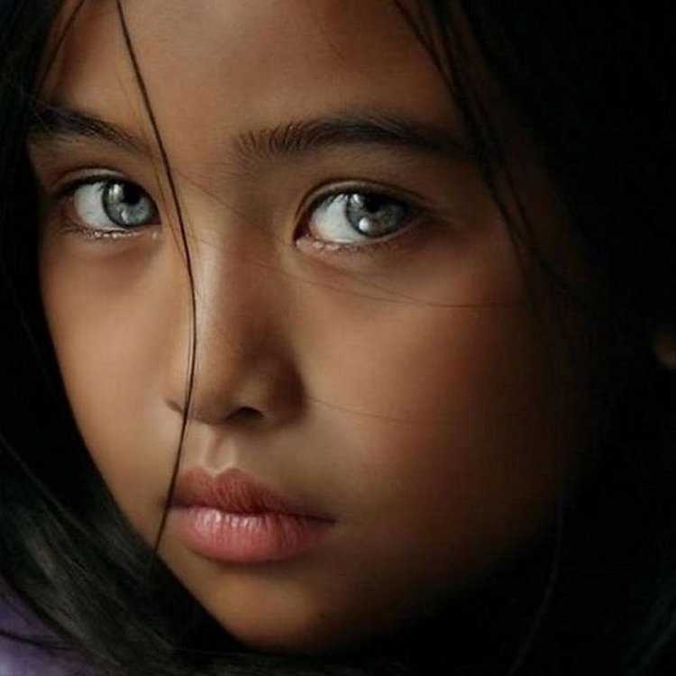 Индианки со светлыми глазами