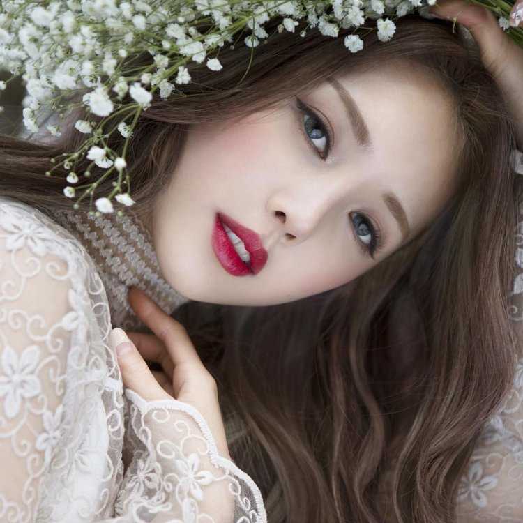 Пак хё мин Pony