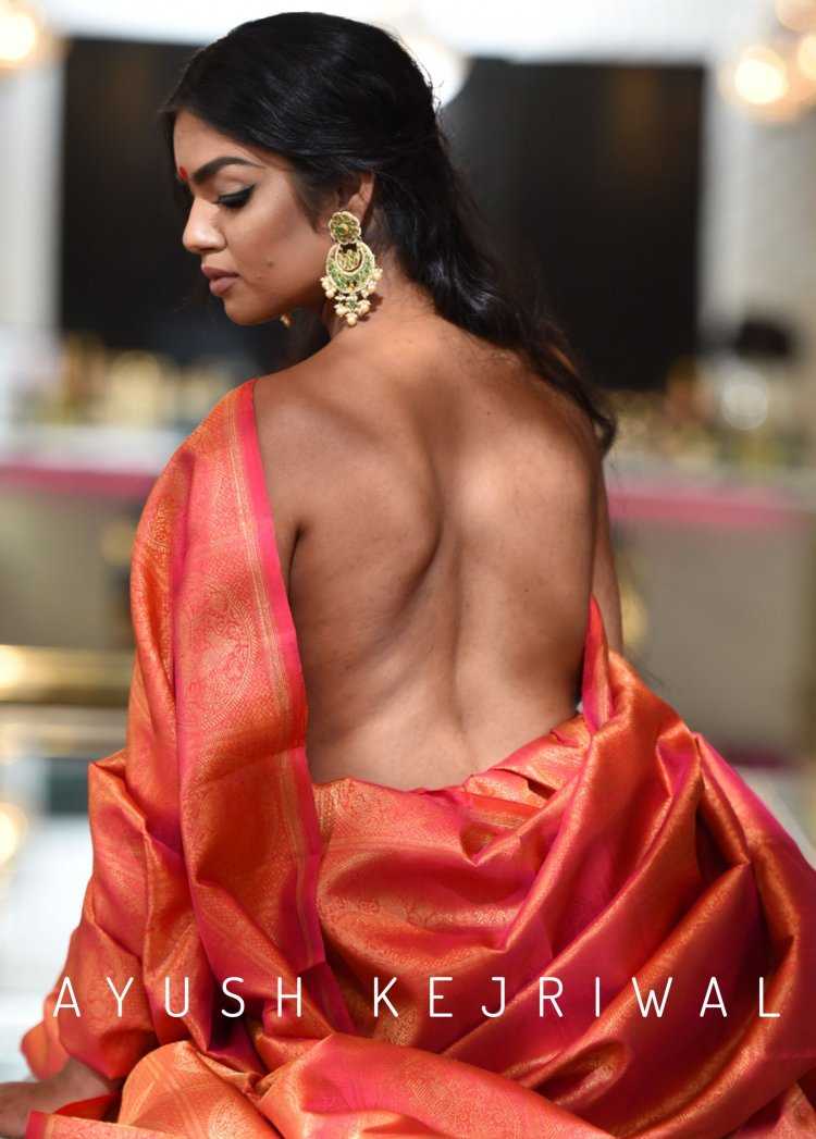 Сексапильные индийские дамы в эротическом виде