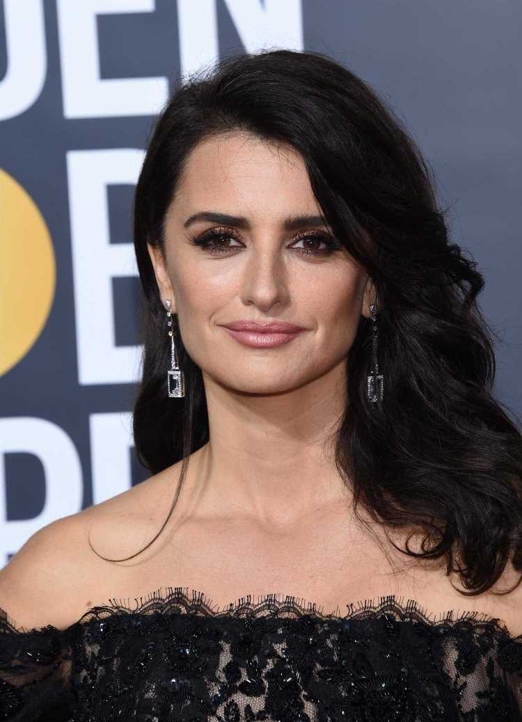 Пенело́па Крус