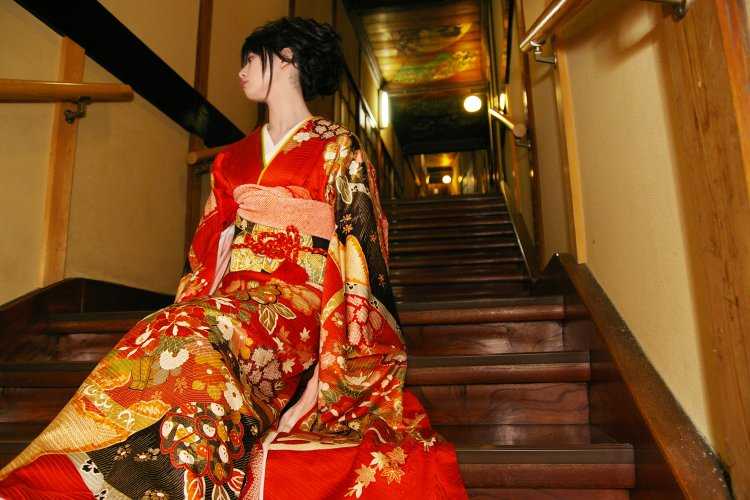 Дорогое японское кимоно