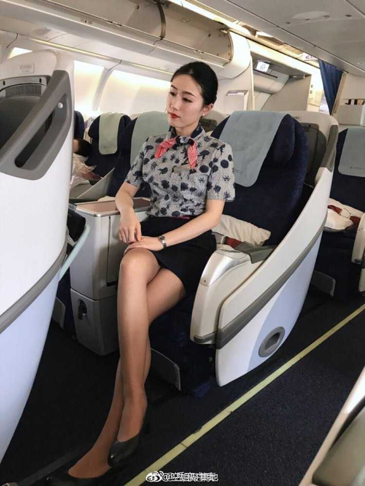 Комната стюардесс в самолете