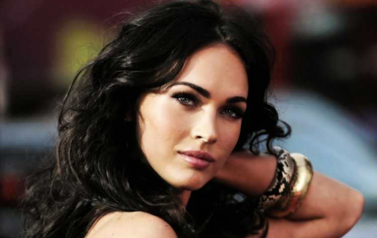 Актрисы брюнетки