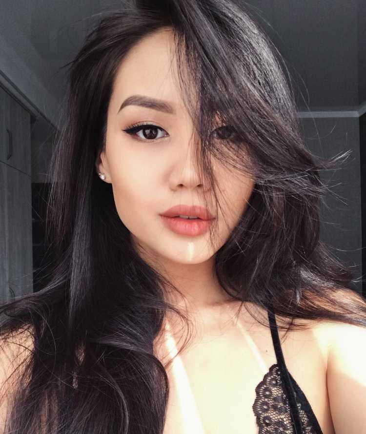 Айжан Байзакова