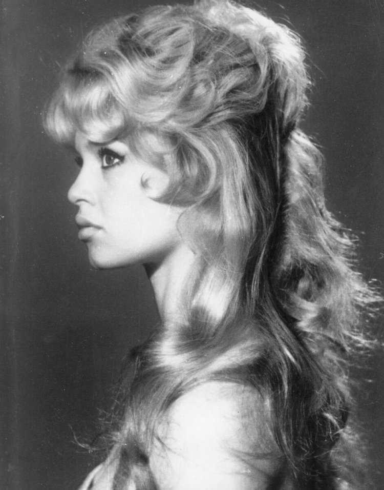 Незамужняя француженка9