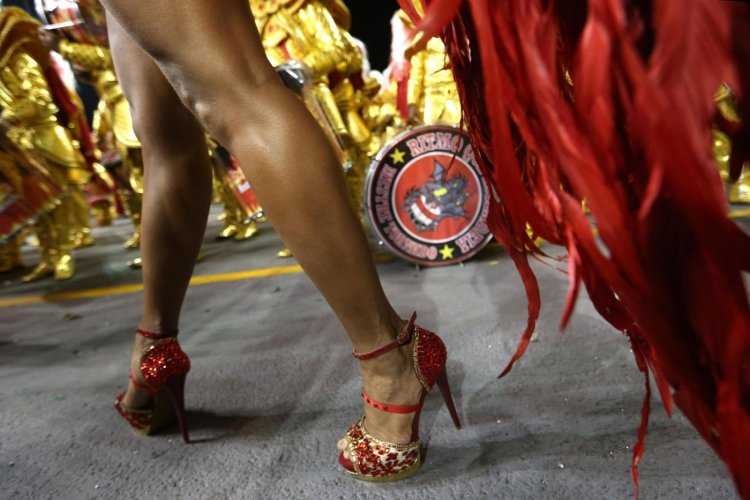 Танцовщица Тарин Лопес