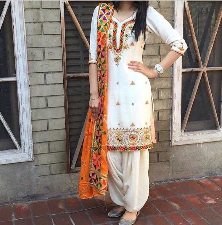 Индийский шальвар камиз белый