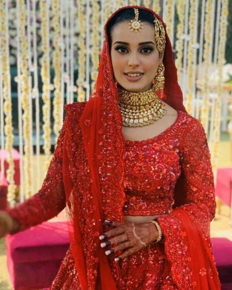 Пакистанка и индианка31