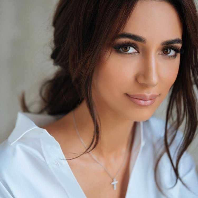 Зара певица