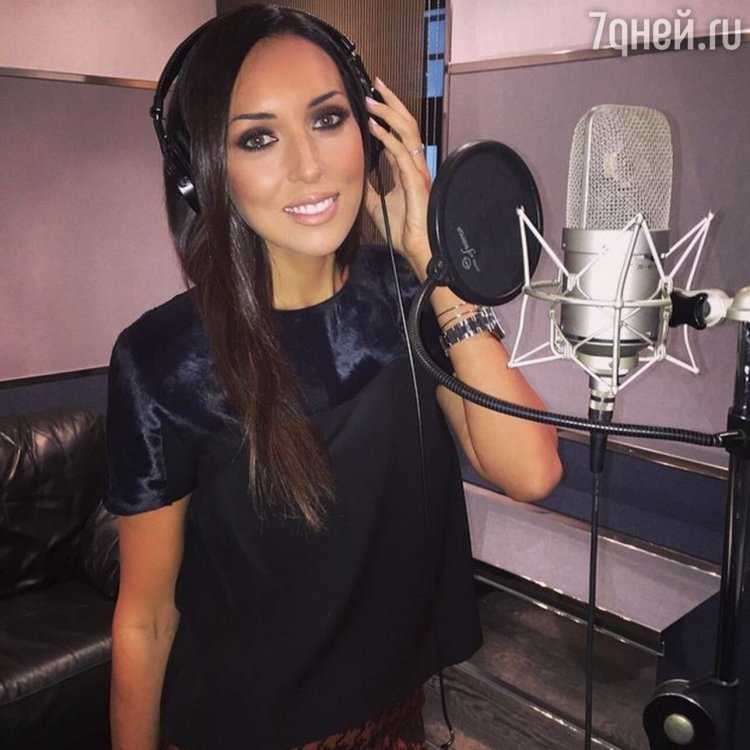 Ани Лорак в студии звукозаписи