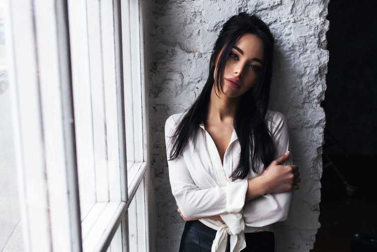 Алина Романова и ее искушающие формы