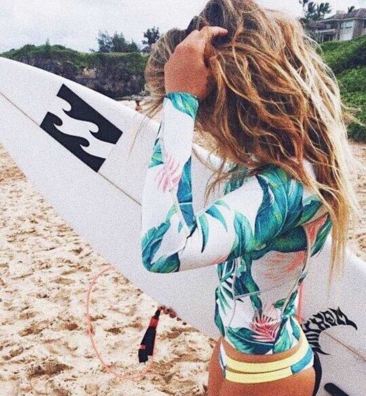 Волосы серфера девушки