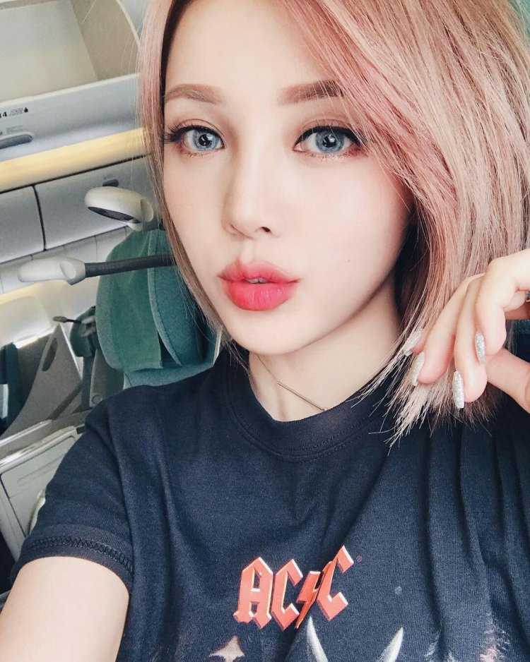 Японки 20 лет