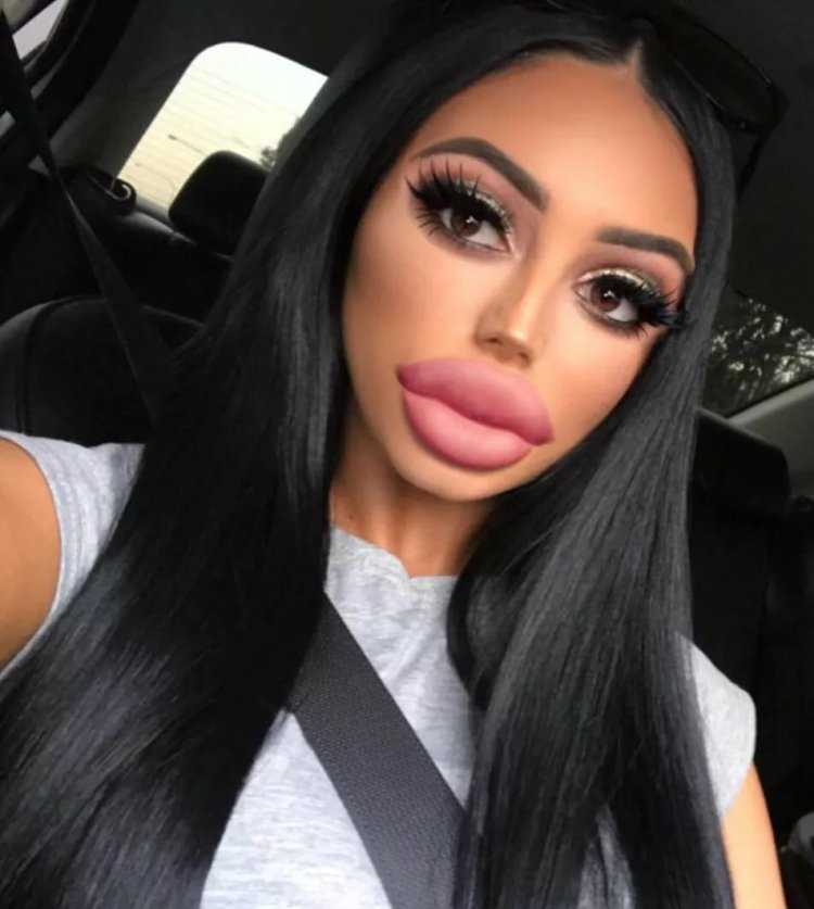 Брюнетки Инстаграм