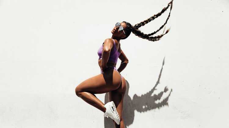 Melissa Molinaro модель