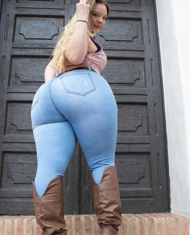 Урсула Суарес модель