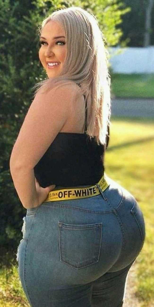 София Андерсон Биг асс