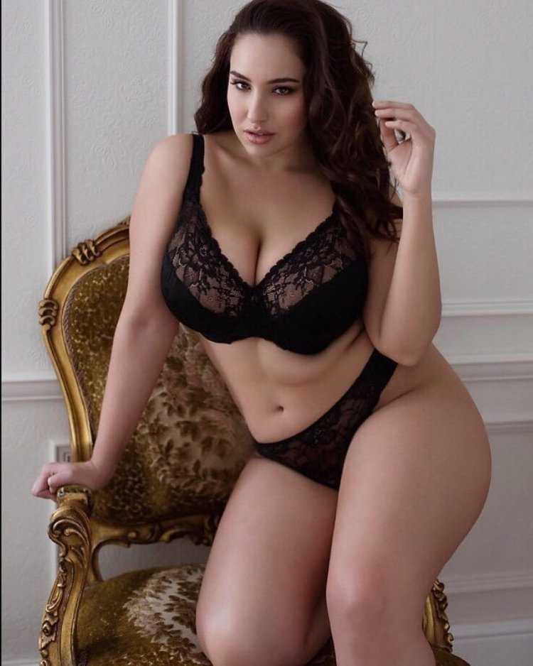 Тесс Холидей вес