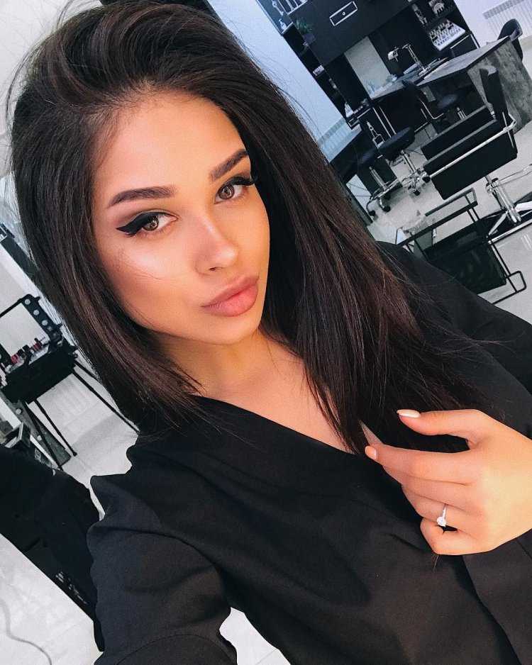 Алина Акилова