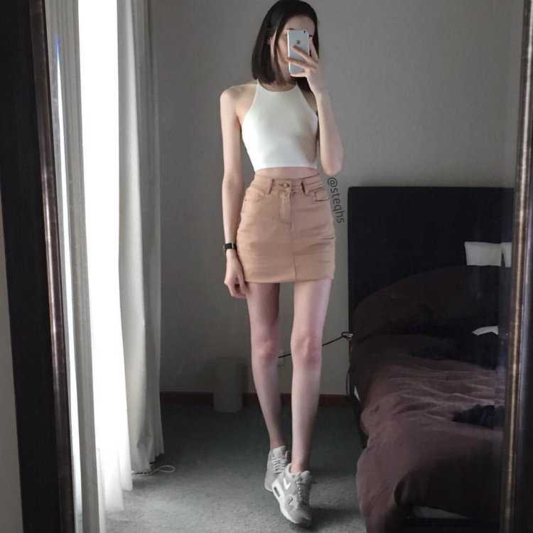 Японка худенькая красивая