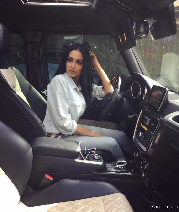 Чарующие и богатые женщины, обвораживающие своим очарованием