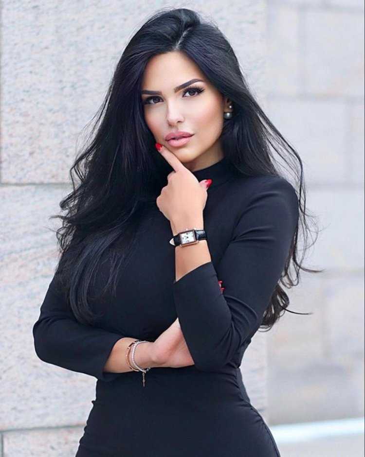 Искусная и загадочная Dressinheels Shadi, искусство женского обольщения