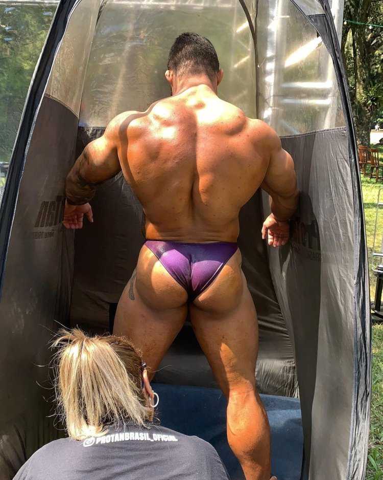 Muscle Glutes men