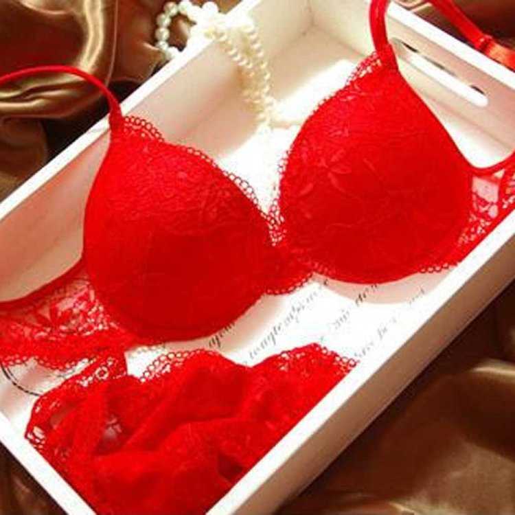 Красный комплект Нижнего белья