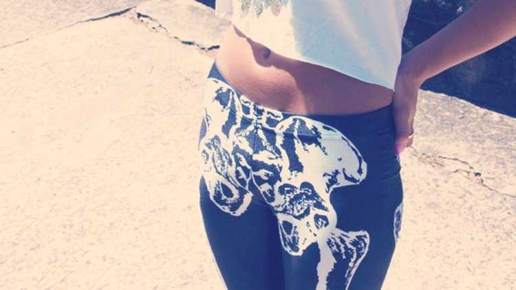 Синие бедра