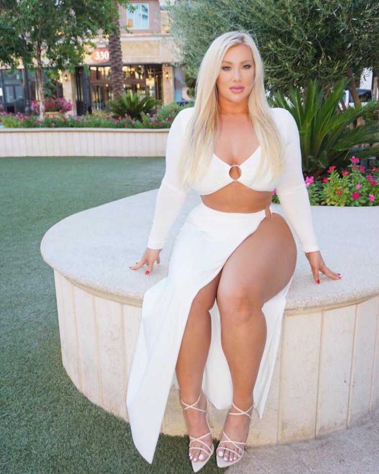 Тайя Кристиан Биг асс