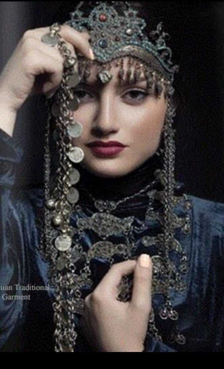 Грузинские национальные украшения
