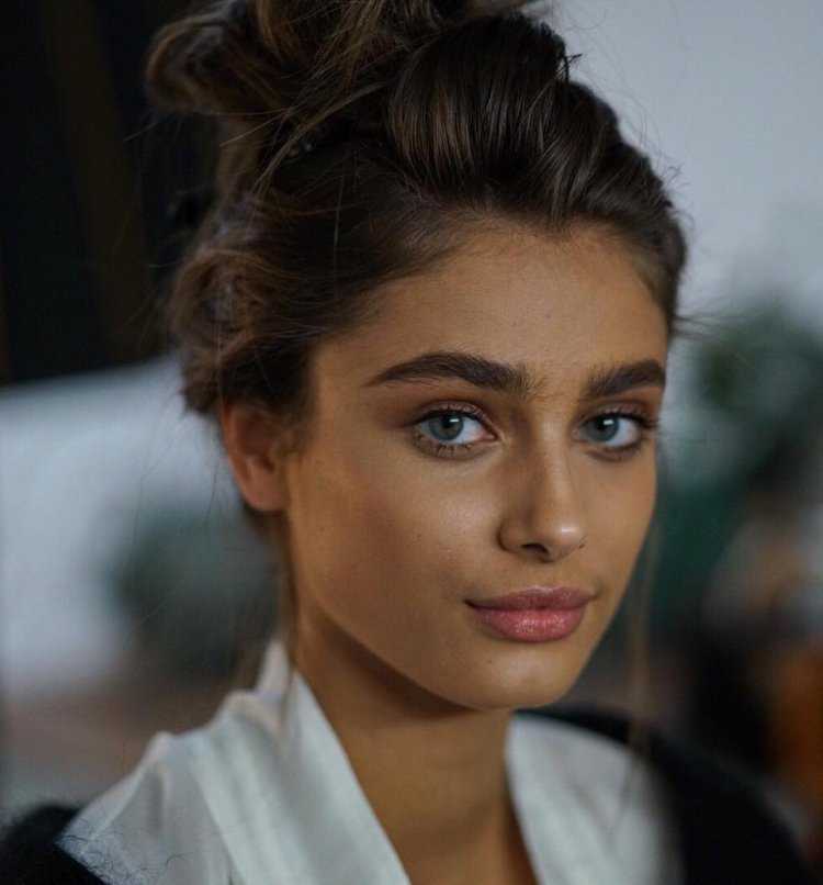 Тейлор Хилл (Taylor Hill)